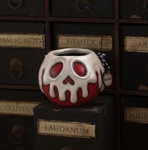 Bethany Lowe Small Red Apple With White Poison Bucket LeeAnn Kress Halloween NEW